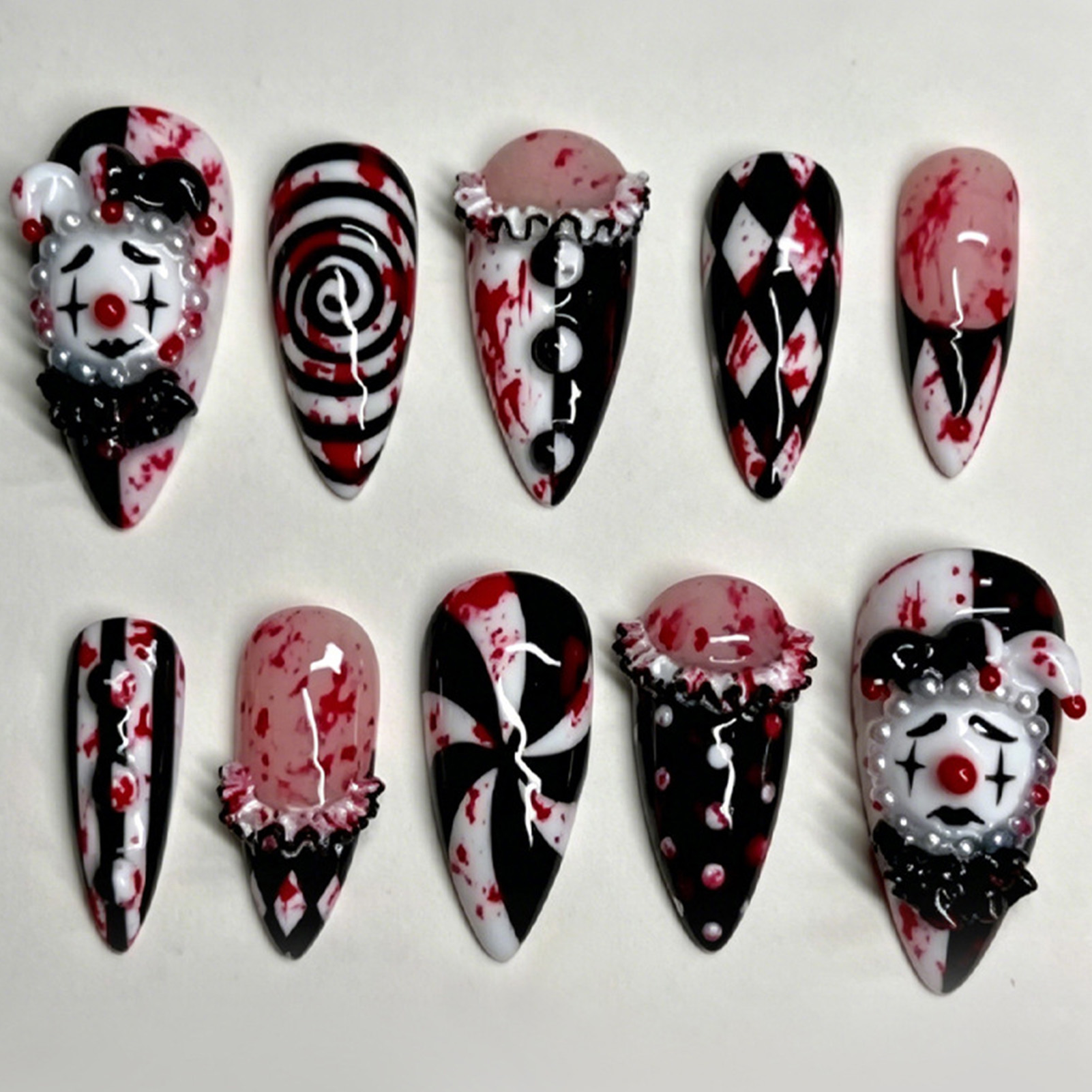 Nail Art Press On - 30 Stück Lustige Dunkle Clown Press-On
